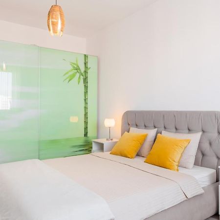 Lovely Apartment With City View Bucureşti Exterior foto