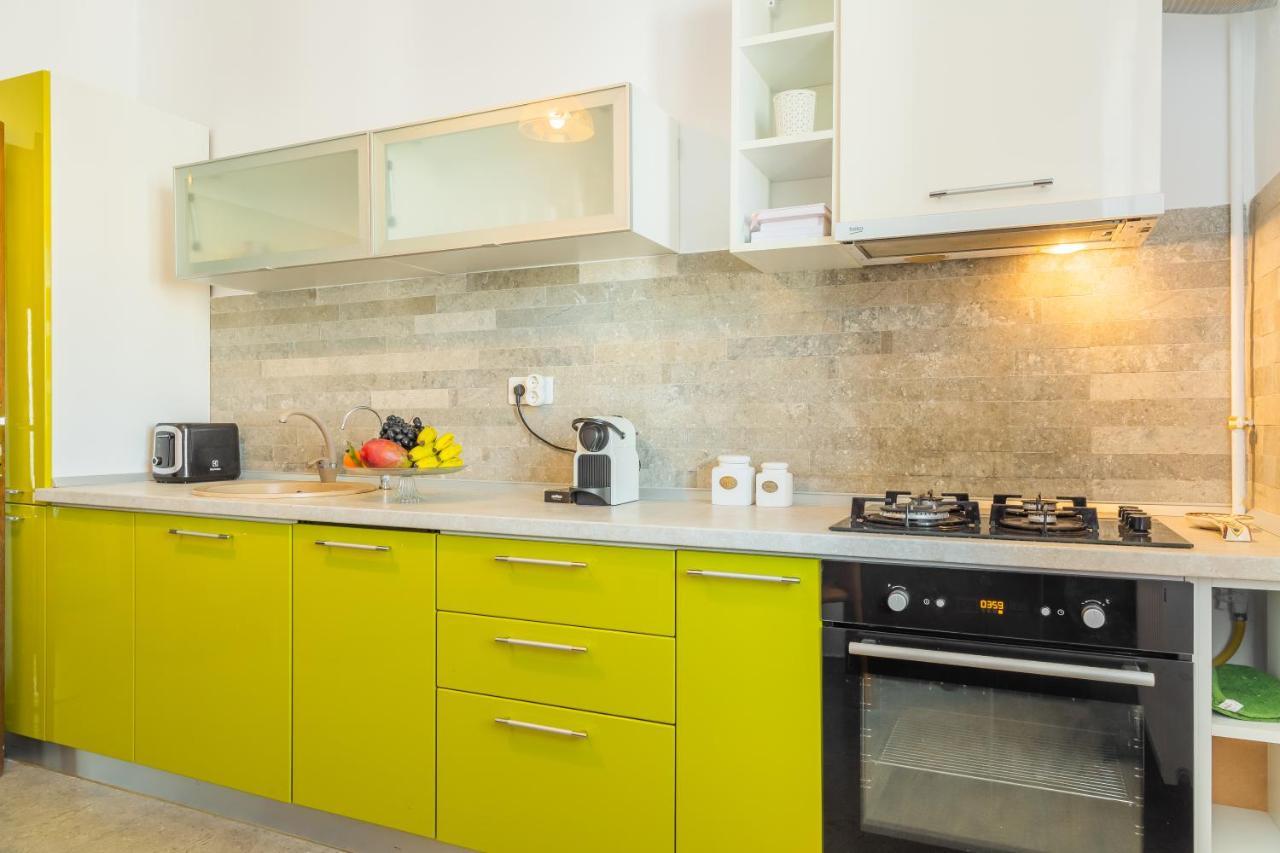 Lovely Apartment With City View Bucureşti Exterior foto